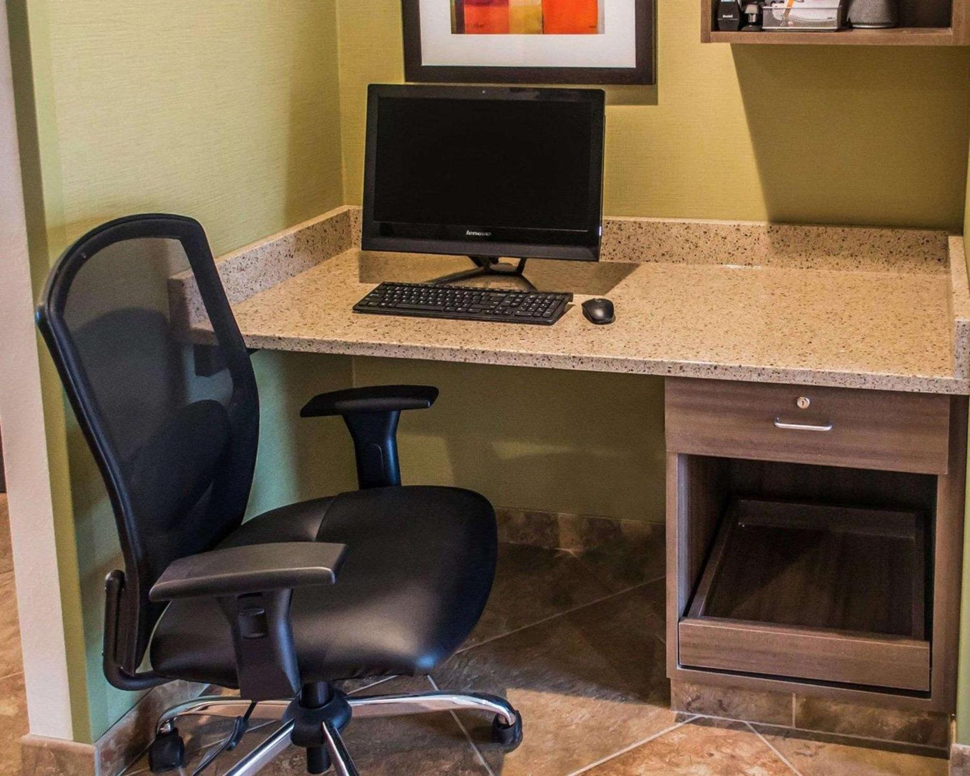 Quality Inn Streetsboro Bagian luar foto